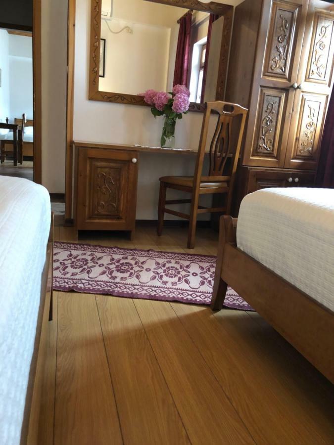 Hotel Gjirokastra Exteriör bild